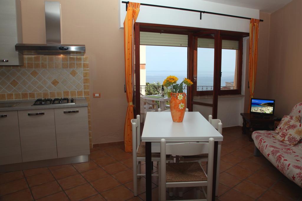La Contessa Aparthotel Santa Teresa Gallura Room photo
