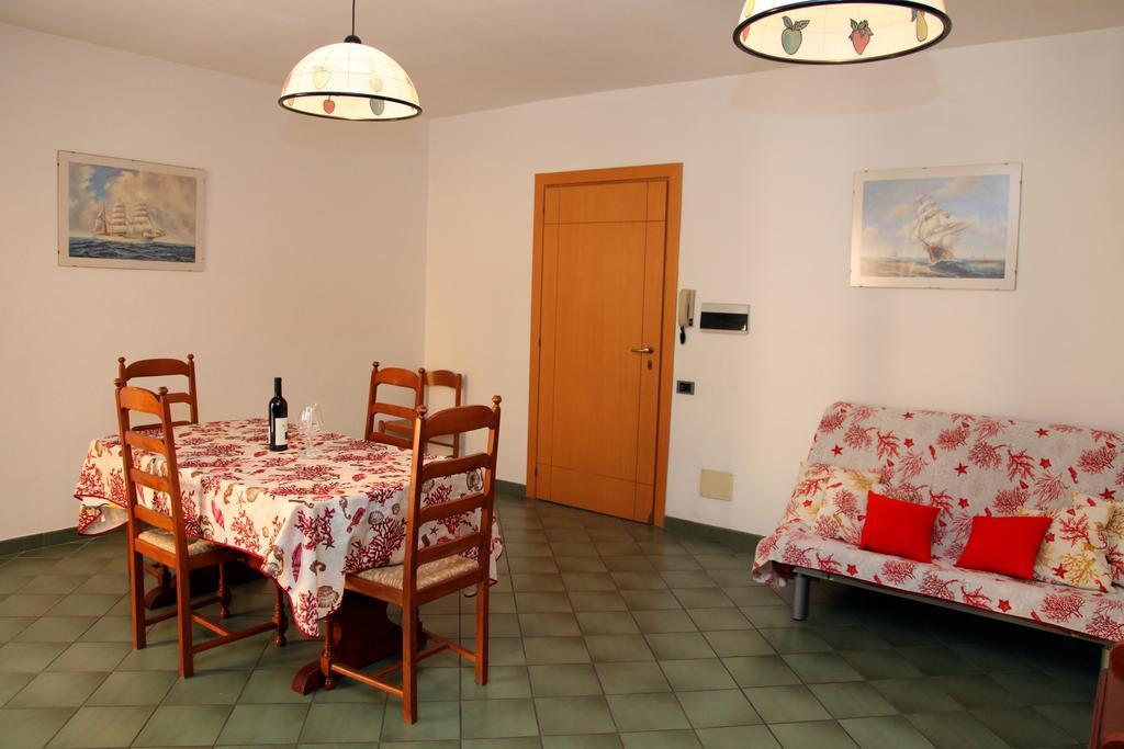 La Contessa Aparthotel Santa Teresa Gallura Room photo