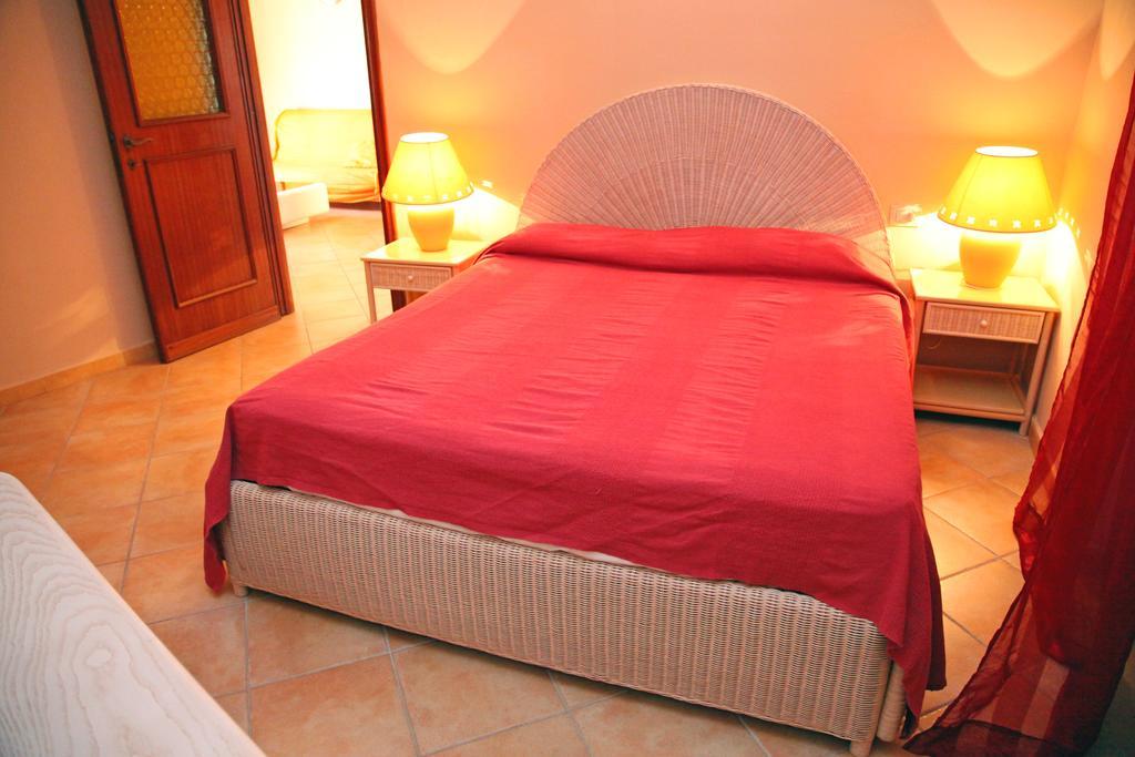 La Contessa Aparthotel Santa Teresa Gallura Room photo