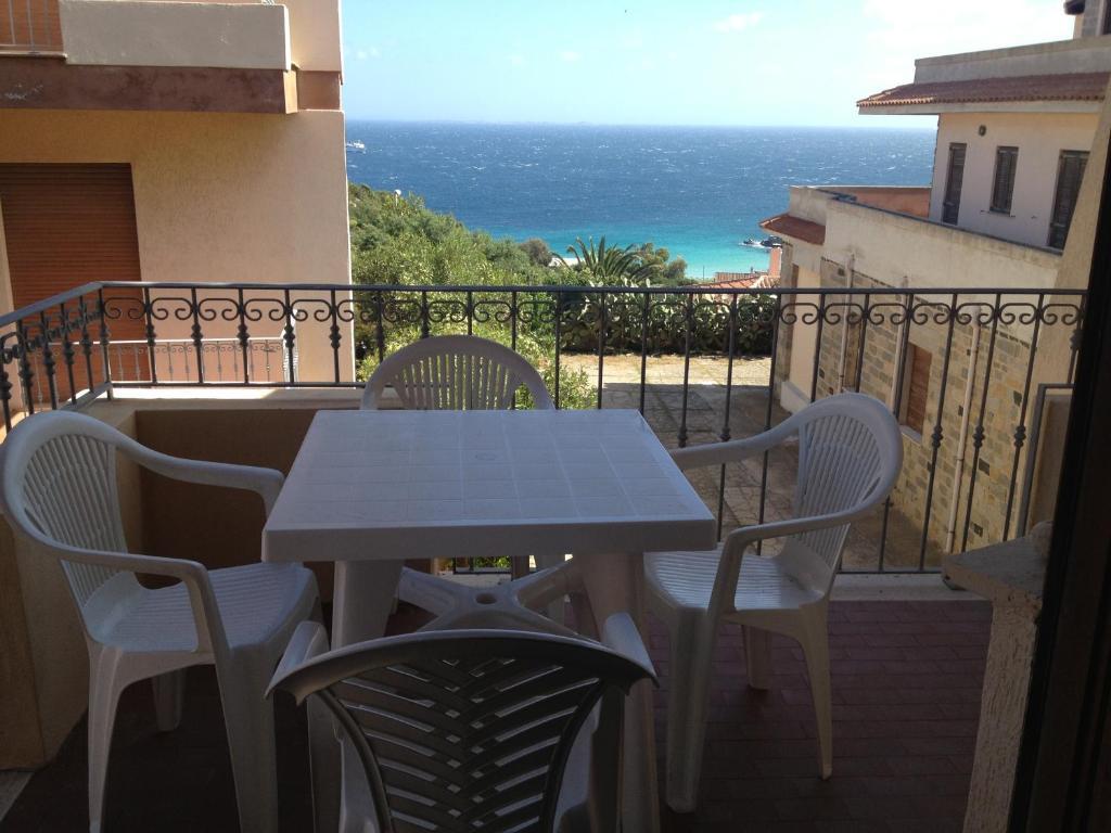 La Contessa Aparthotel Santa Teresa Gallura Exterior photo